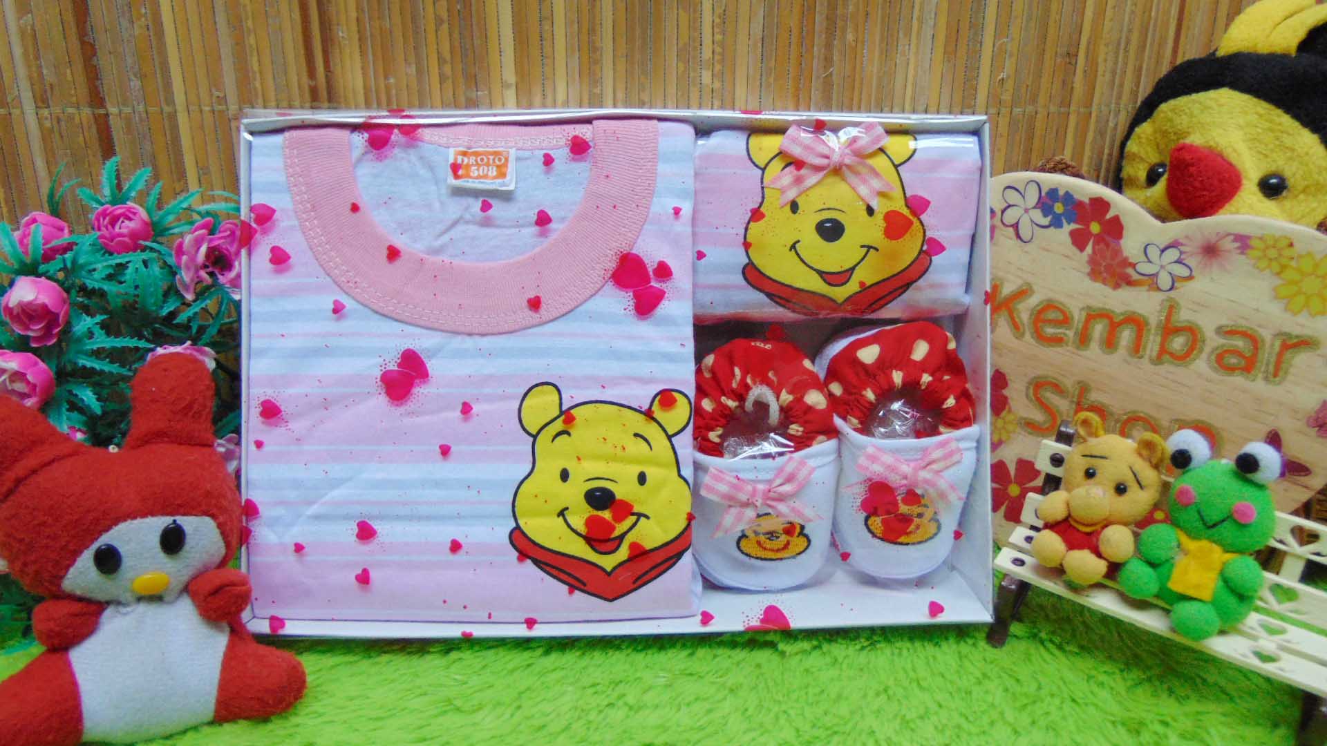 FREE KARTU UCAPAN kado bayi lahiran baby gift hadiah box paket karakter winnie the pooh pink