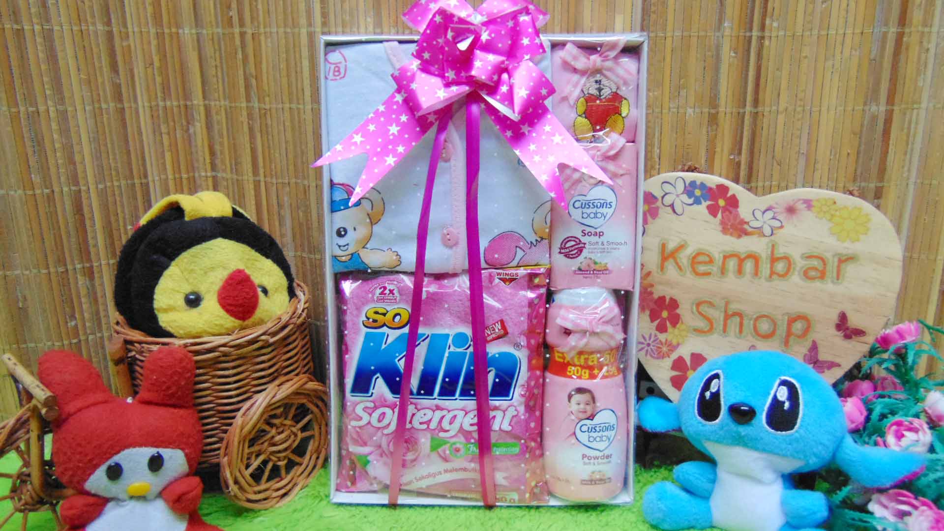 FREE KARTU UCAPAN Kado Lahiran Paket Kado Bayi Newborn Baby Gift Box Detergen plus Setelan Bayi Pink