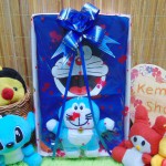 Paket kado box bayi newborn baby gift hadiah lahiran karakter doraemon