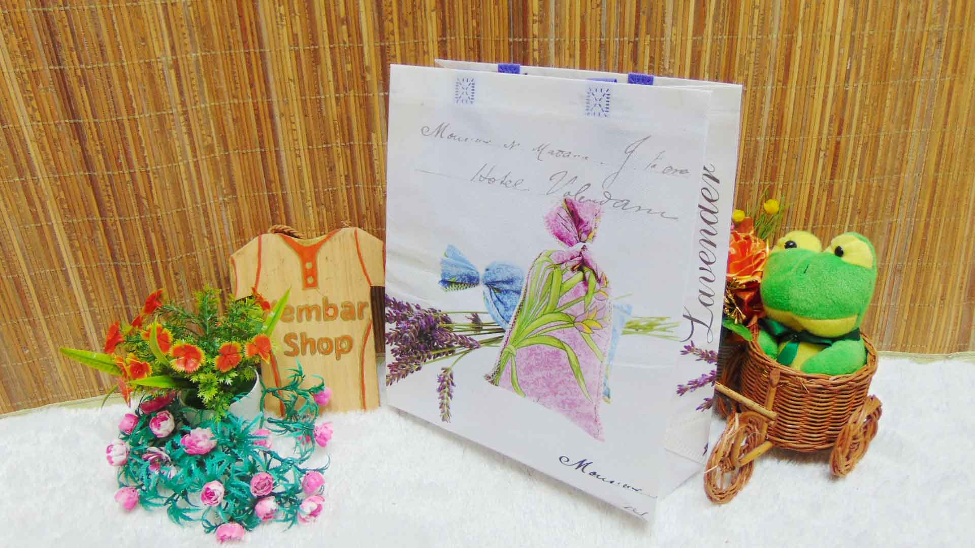 tas kado hadiah serbaguna besar muat banyak motif lavender (2)