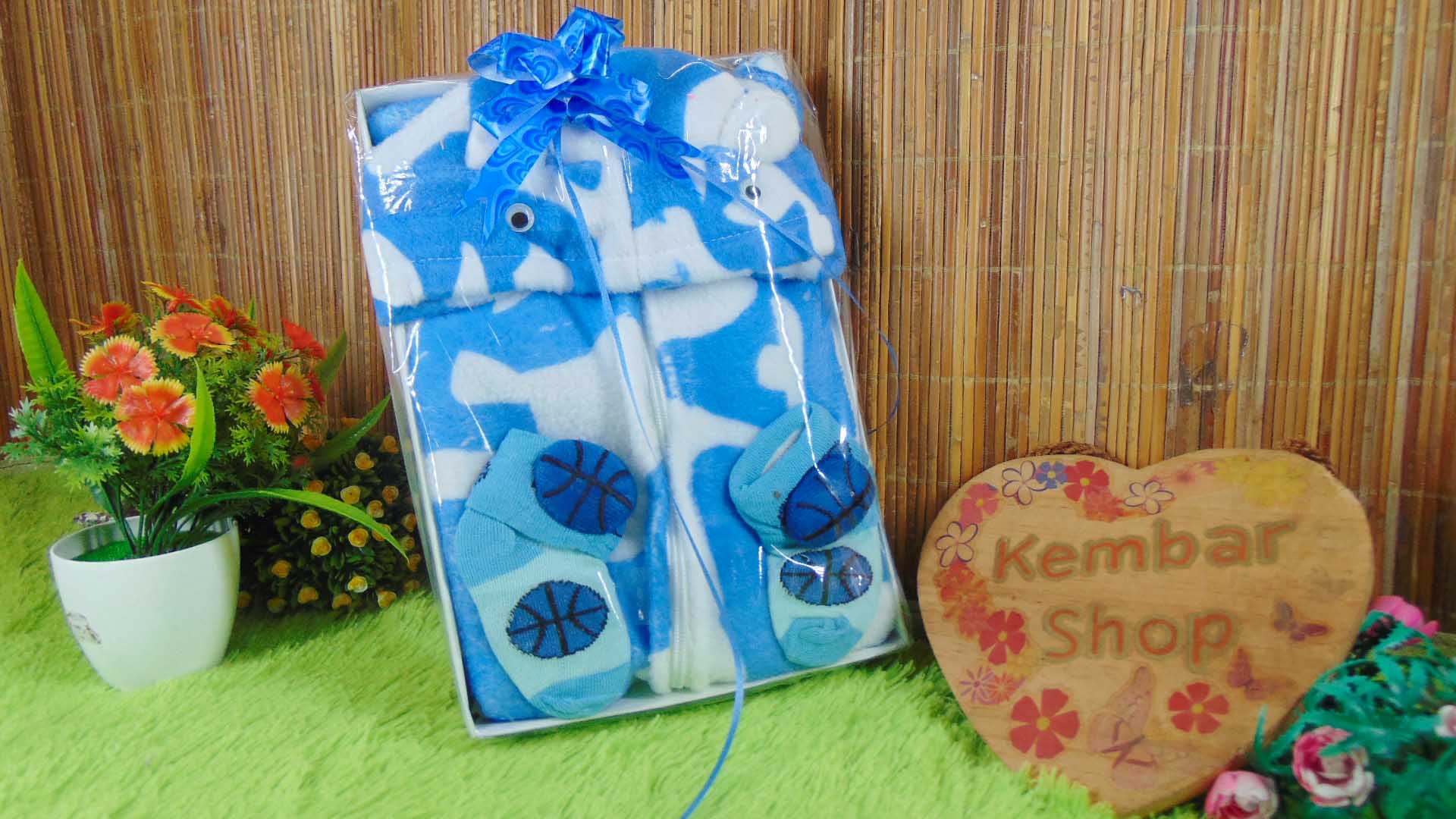 FREE KARTU UCAPAN paket kado lahiran bayi baby gift set box jaket plus sock ANEKA motif (2)
