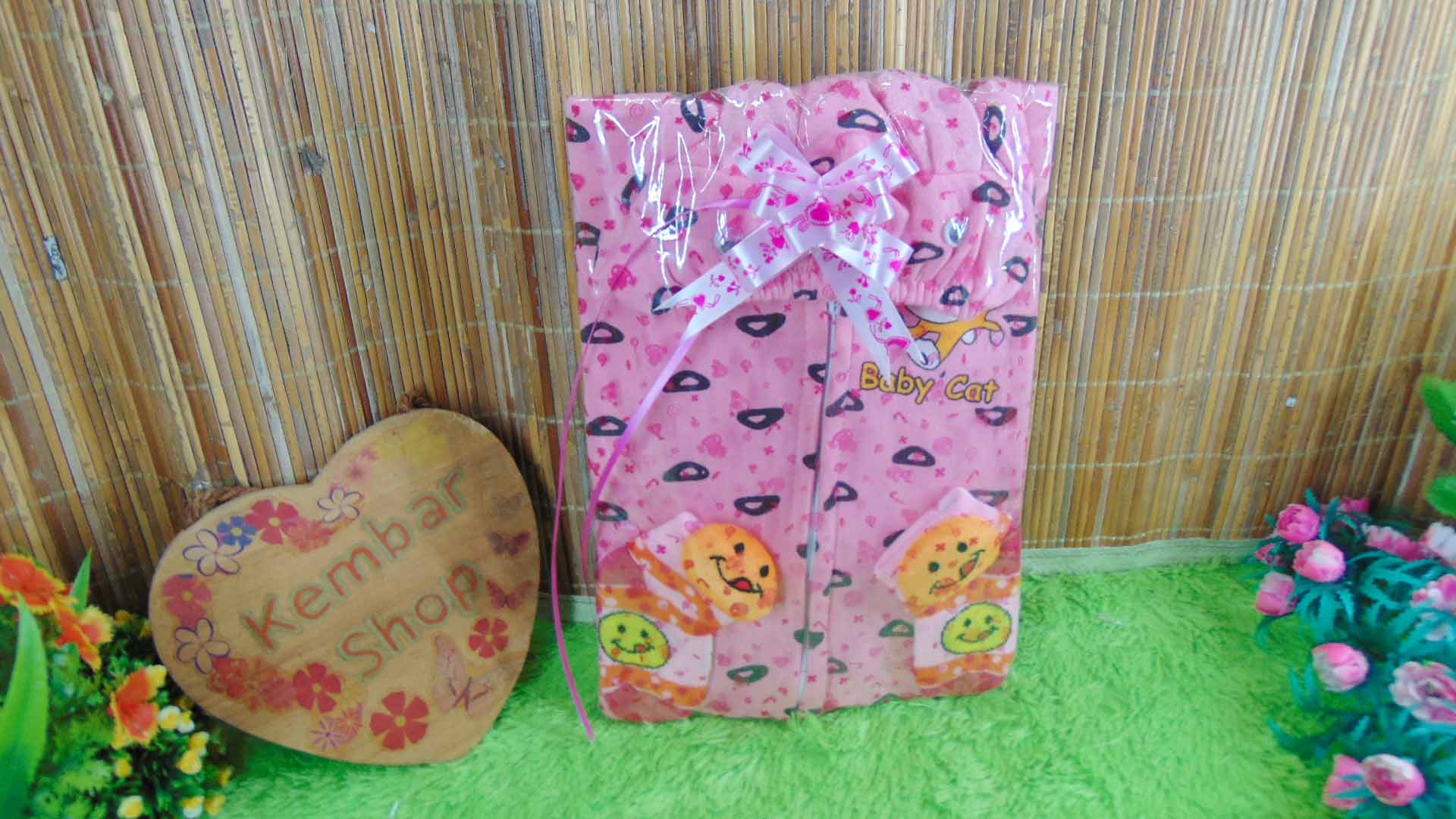 FREE KARTU UCAPAN kado bayi baby gift set jaket sock newborn 0-12bulan plus kaos kaki boneka (3)