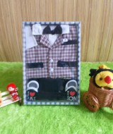 baby gift set paket kado bayi cowok hitam Rp 74.000 terdiri dari baju rompi kotak-kotak,sepatu,dan celana cocok untuk kado