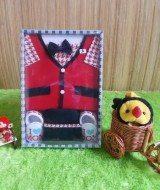 baby gift set paket kado bayi cowok merah Rp 74.000 terdiri dari baju rompi kotak-kotak,sepatu,dan celana cocok untuk kado
