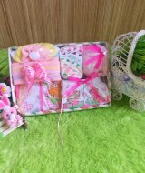 TERMURAH Paket Kado Bayi PINK RAINBOW 53 terdiri dari topi rajut,baju bayi,celana kacamata bayi,celana dalam bayi,washlap cocok dan hemat banget buat kado