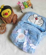 selimut carter double fleece bayi Doraemon Biru 60 bahan tebal dan lembut banget dan ada tutup kepala, cocok juga untuk kado