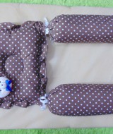 kado bayi set kasur bayi plus bantal peyang n 2 guling motif polka cokelat 57 panjang 62cm,lebar 50cm,cocok untuk kado bayi (1)
