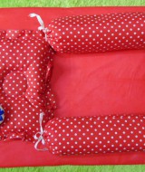 kado bayi set kasur bayi plus bantal peyang n 2 guling motif polka merah 57 panjang 62cm,lebar 50cm,cocok untuk kado bayi (1)