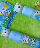 kado bayi set bantal guling boneka bayi beruang biru 55 terdiri dari 1 bantal peyang dan dua guling,lembut dan tebal,cocok untuk kado bayi