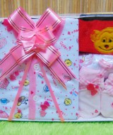 FREE KARTU UCAPAN Kado Lahiran Paket Kado Bayi Newborn Baby Gift Box Full Package Pink